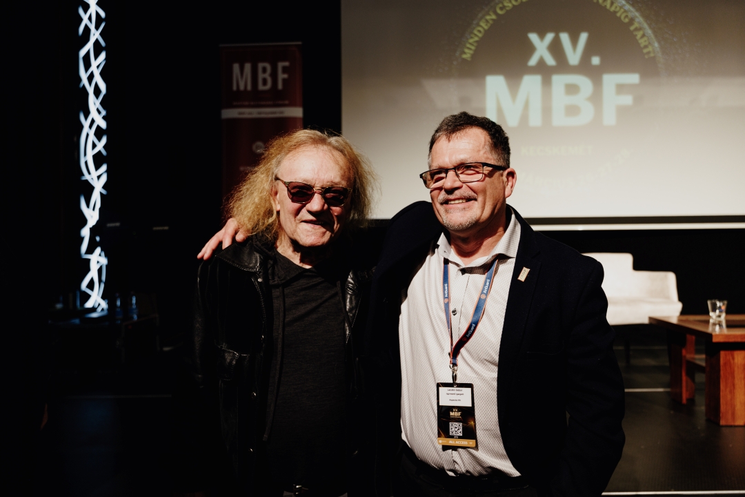 MBF_XV_CHARLIEVAL